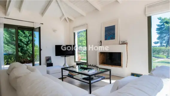 Home 430m<sup>2</sup> for rent photo 9