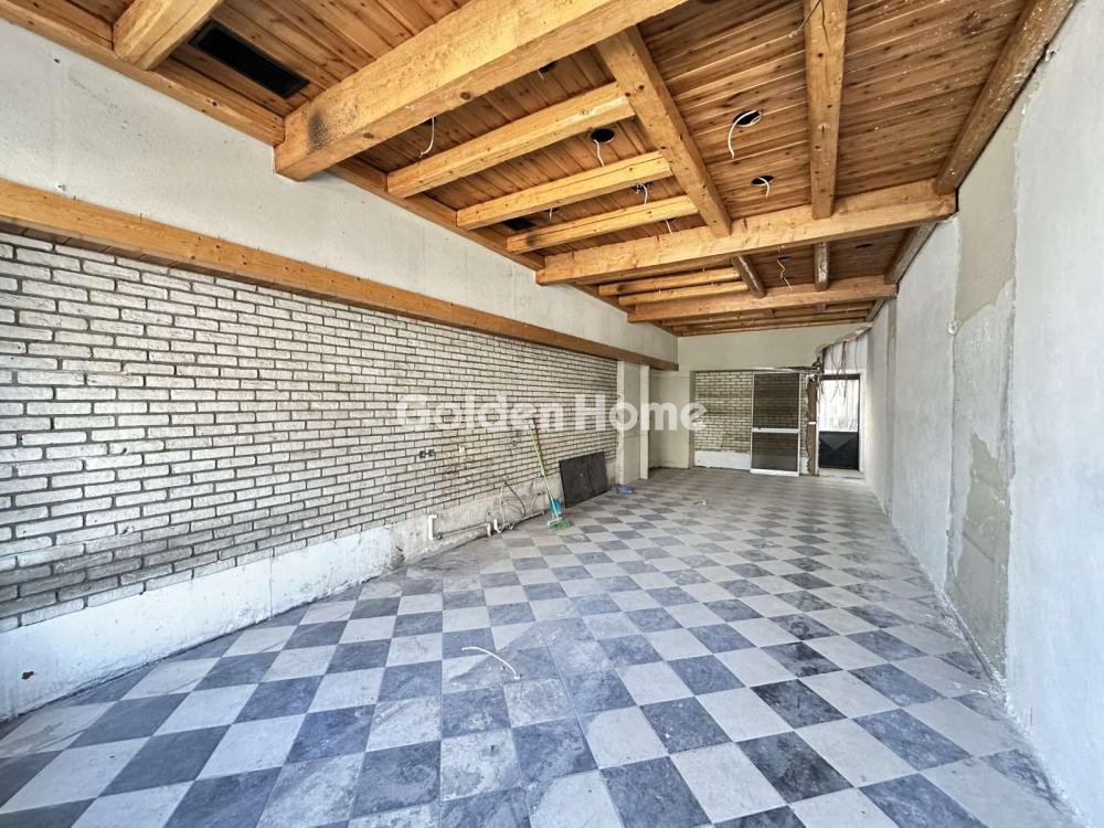 店铺 61m<sup>2</sup> for rent display photo