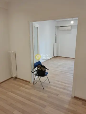 Office 15m<sup>2</sup> for rent photo 2