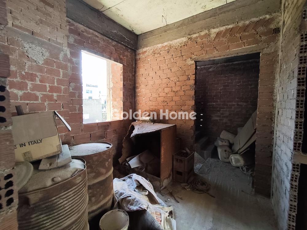 apartment in Ilion — Photo 11 of 17