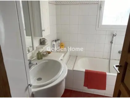 Independent Maisonette 300m<sup>2</sup> for sale photo 5452213