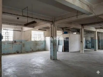 Independent Building 911m<sup>2</sup> for rent photo 6