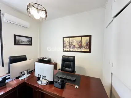 Office 140m<sup>2</sup> for rent photo 2