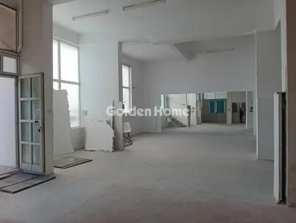 店铺 705m<sup>2</sup> for rent photo 5550379