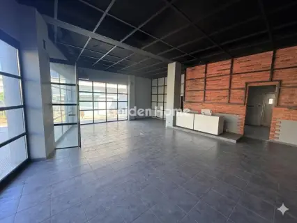 店铺 114m<sup>2</sup> for rent photo 3