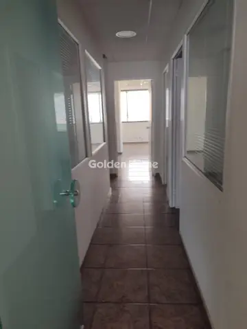 Office 300m<sup>2</sup> for rent photo 3