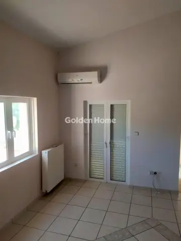 Floor Apartment 140m<sup>2</sup> for rent photo 2
