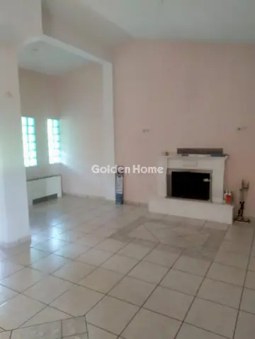 House 280m<sup>2</sup> for rent photo 5460210