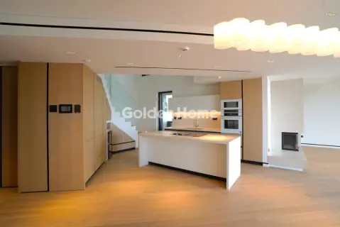 Floor Maisonette 192m<sup>2</sup> for sale photo 4