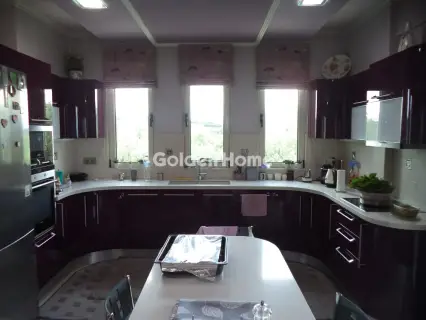 Independent Maisonette 350m<sup>2</sup> for sale photo 4