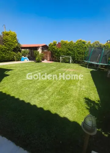 House 360m<sup>2</sup> for rent photo 2