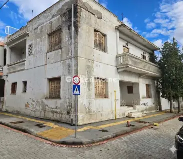 Building 237m<sup>2</sup> for sale photo 1