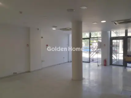 店铺 100m<sup>2</sup> for rent photo 2