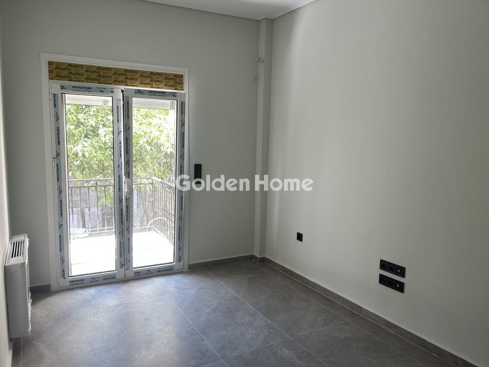 apartment in Ilion — Photo 13 of 31