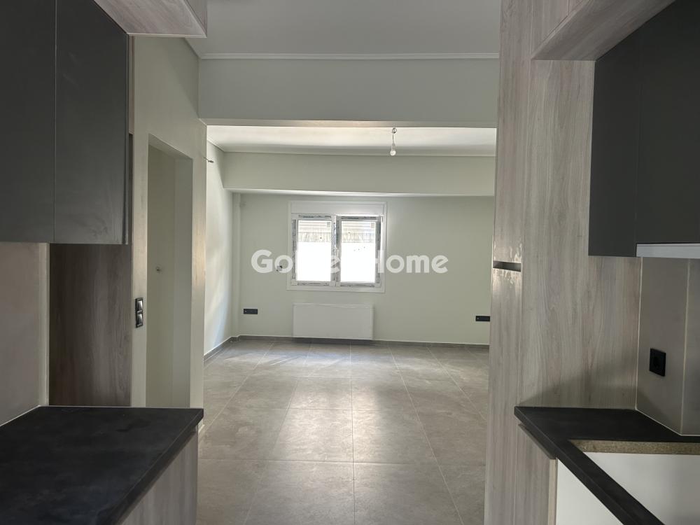apartment in Ilion — Photo 3 of 31