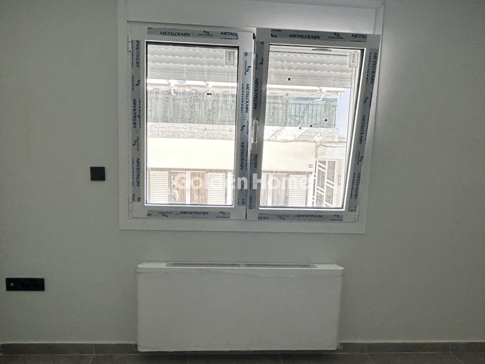 apartment in Ilion — Photo 16 of 31