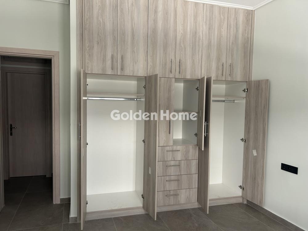 apartment in Ilion — Photo 18 of 31