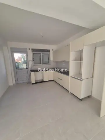 Maisonette Attached 130m<sup>2</sup> for sale photo 5474037