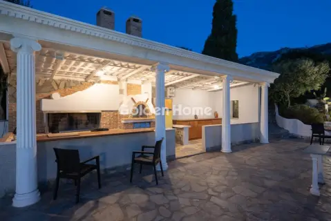 House 225m<sup>2</sup> for rent photo 39