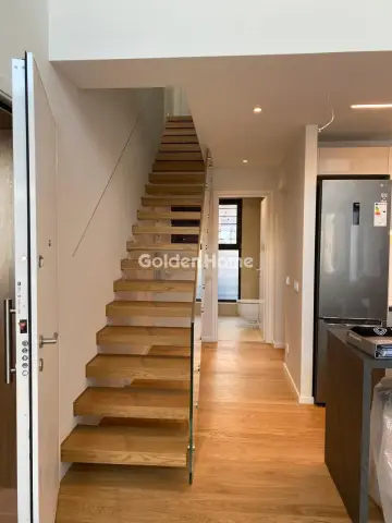 Floor Maisonette 92m<sup>2</sup> for sale photo 3