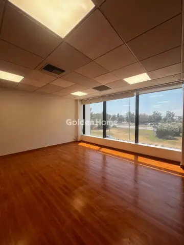 Office 250m<sup>2</sup> for rent photo 5544993