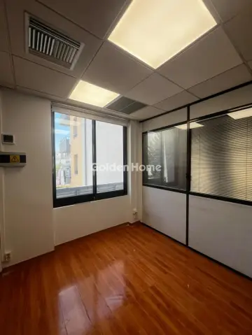 Office 500m<sup>2</sup> for rent photo 5544981
