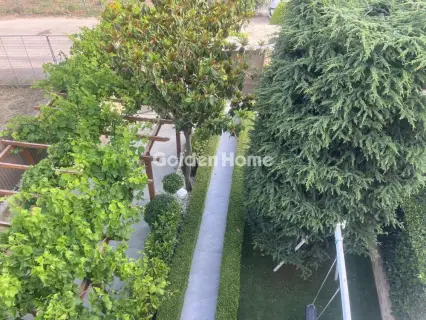 Independent Maisonette 250m<sup>2</sup> for sale photo 43