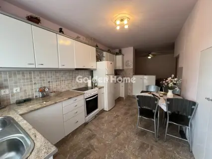 Floor Apartment 110m<sup>2</sup> for rent photo 4