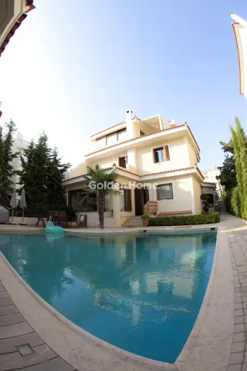 House 420m<sup>2</sup> for sale photo 1