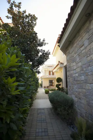 House 420m<sup>2</sup> for sale photo 8
