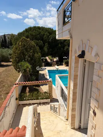 House 350m<sup>2</sup> for sale photo 32