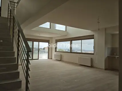复式楼层 140m<sup>2</sup> for rent photo 4