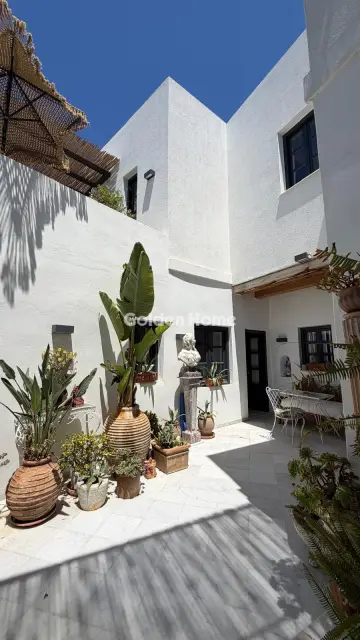 Independent Building 228m<sup>2</sup> for sale photo 5498646