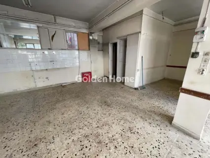 Store 61m<sup>2</sup> for rent photo 3