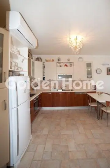 Independent Maisonette 85m<sup>2</sup> for rent photo 3