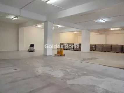 Independent Building 2000m<sup>2</sup> for rent photo 4