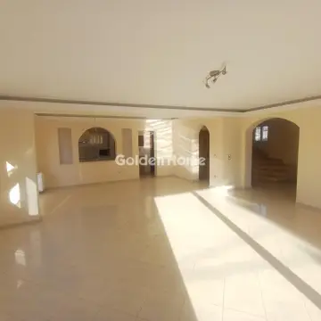 Independent Maisonette 500m<sup>2</sup> for rent photo 13