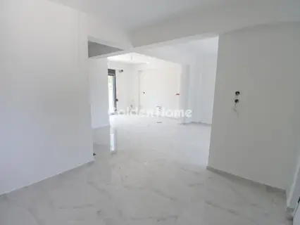 Maisonette Attached 210m<sup>2</sup> for sale photo 5546829