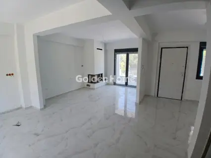 Maisonette Attached 210m<sup>2</sup> for sale photo 4
