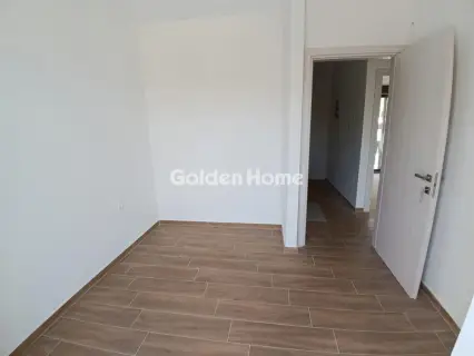 Maisonette Attached 210m<sup>2</sup> for sale photo 5535337