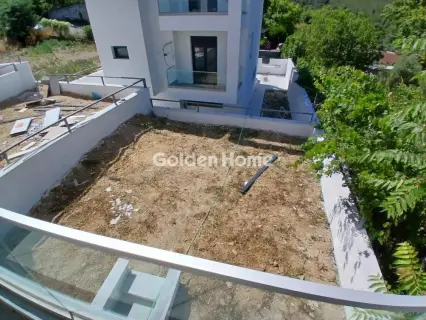 Maisonette Attached 210m<sup>2</sup> for sale photo 5535361