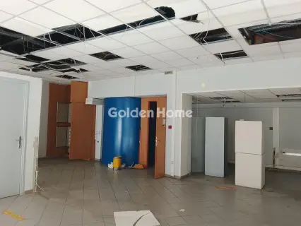 店铺 186m<sup>2</sup> for rent photo 3