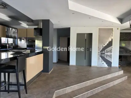 Independent Maisonette 333m<sup>2</sup> for sale photo 5513945