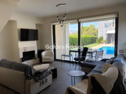 Independent Maisonette 200m<sup>2</sup> for sale photo 5514266