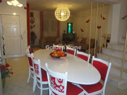 Maisonette Attached 172m<sup>2</sup> for sale photo 15