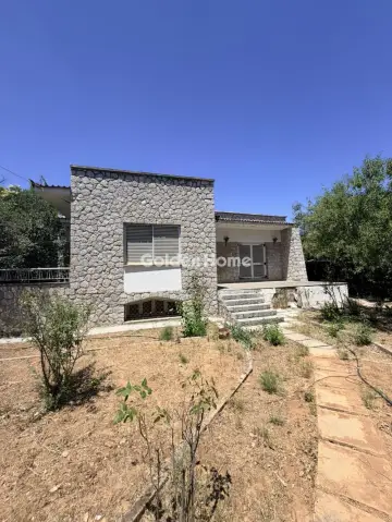 Independent Maisonette 240m<sup>2</sup> for sale photo 1