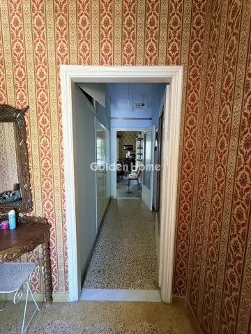 Independent Maisonette 240m<sup>2</sup> for sale photo 16