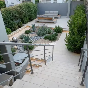 Maisonette Attached 262m<sup>2</sup> for sale photo 5527452