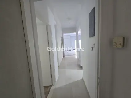 Floor Apartment 146m<sup>2</sup> for rent photo 8