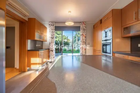 House 420m<sup>2</sup> for sale photo 30